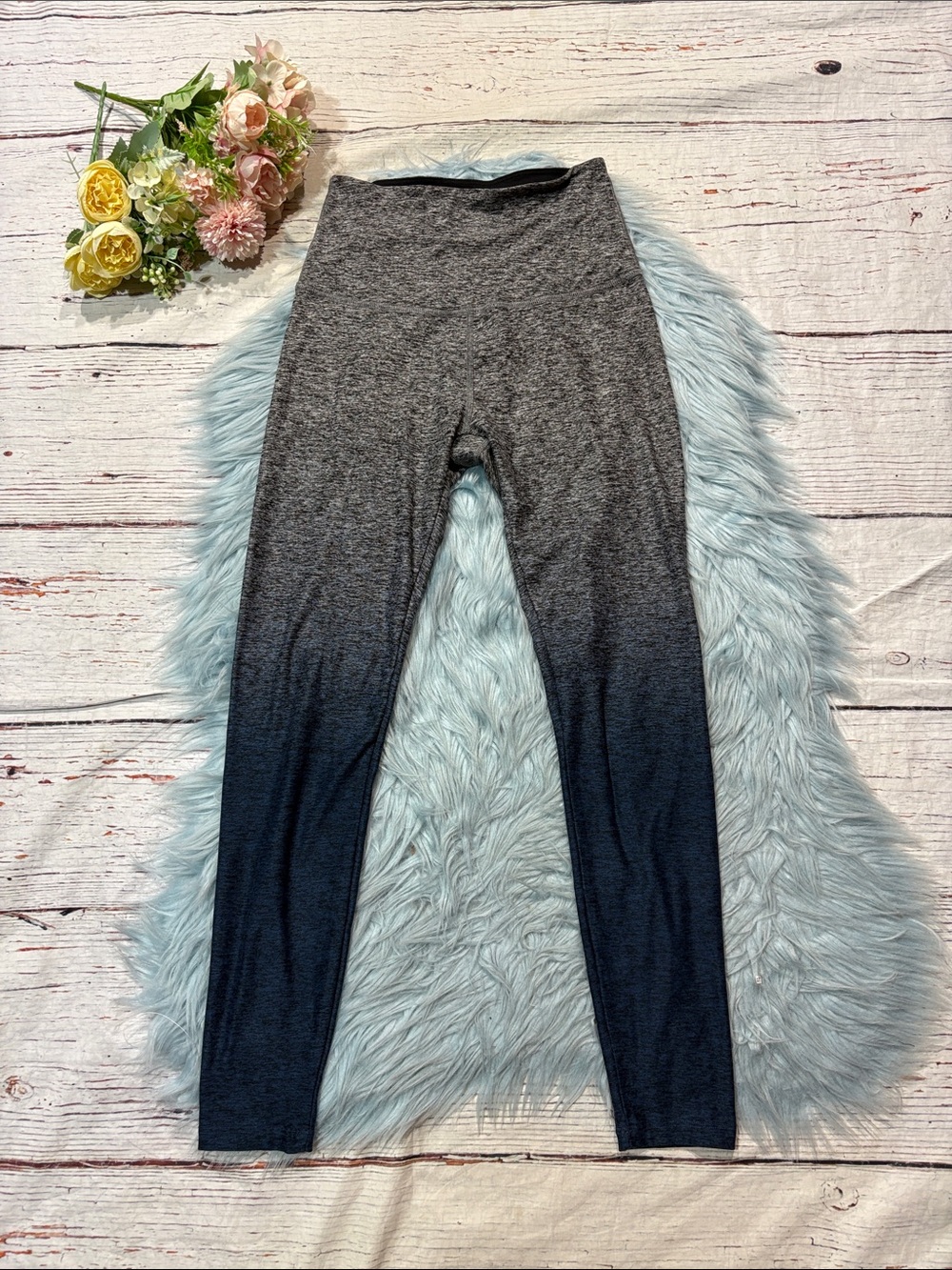 Beyond Yoga Women's  Take Me Higher Space Dye Ombre Legging in Grey Navy